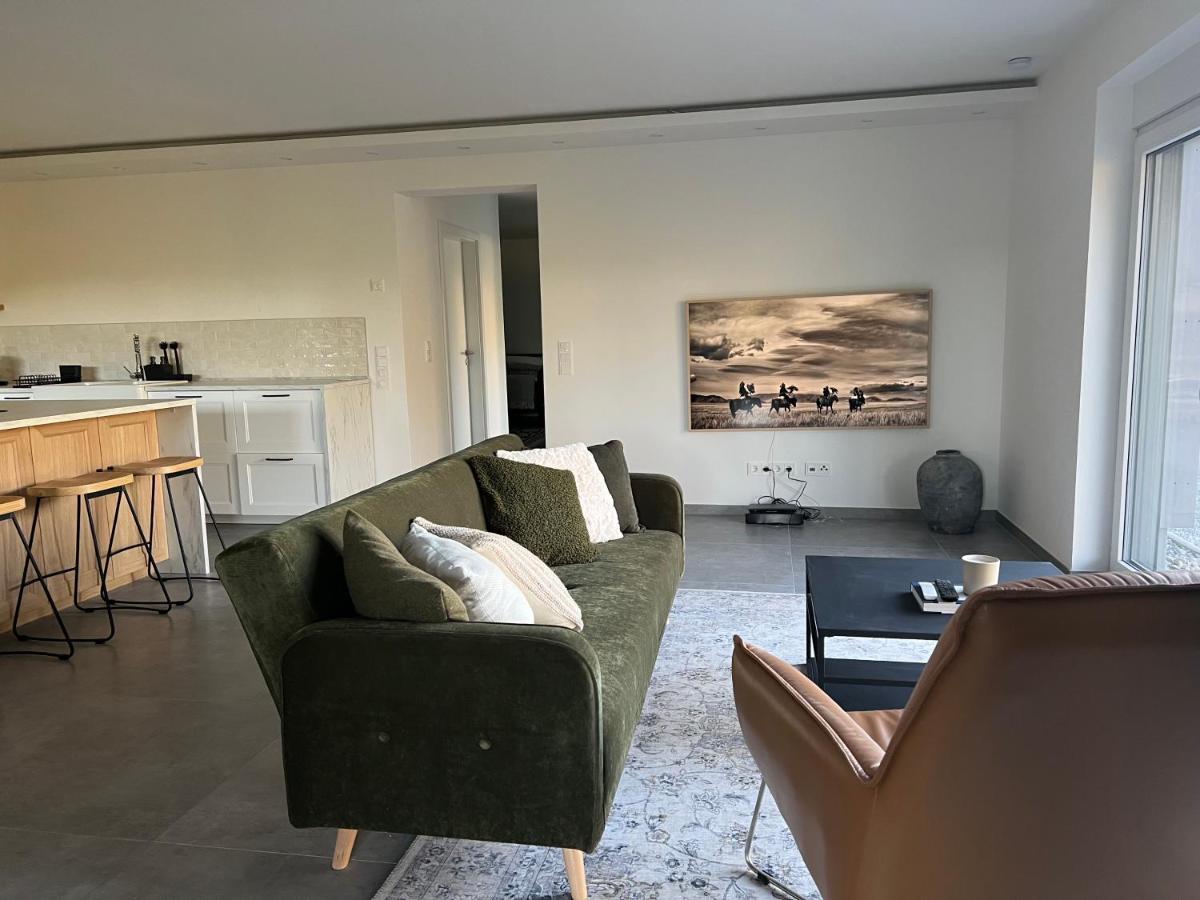 The Forest Retreat- Luxurioese Ferienwohnung Mit Privater Sauna Wermelskirchen Buitenkant foto