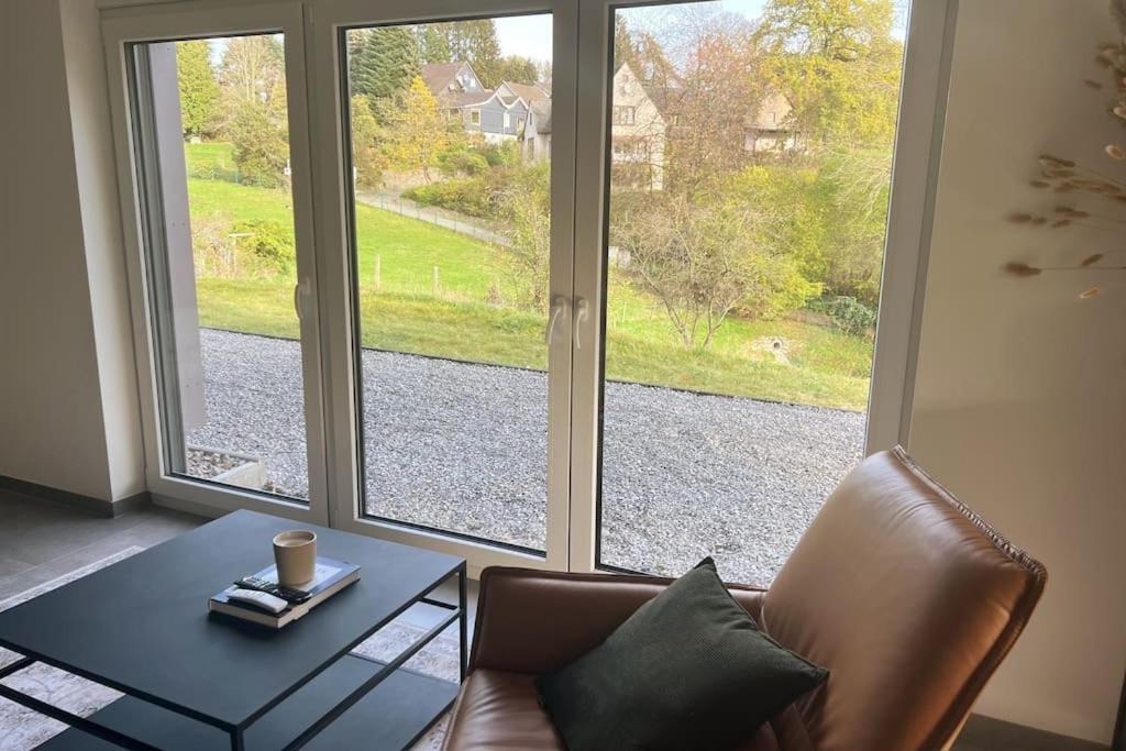 The Forest Retreat- Luxurioese Ferienwohnung Mit Privater Sauna Wermelskirchen Buitenkant foto